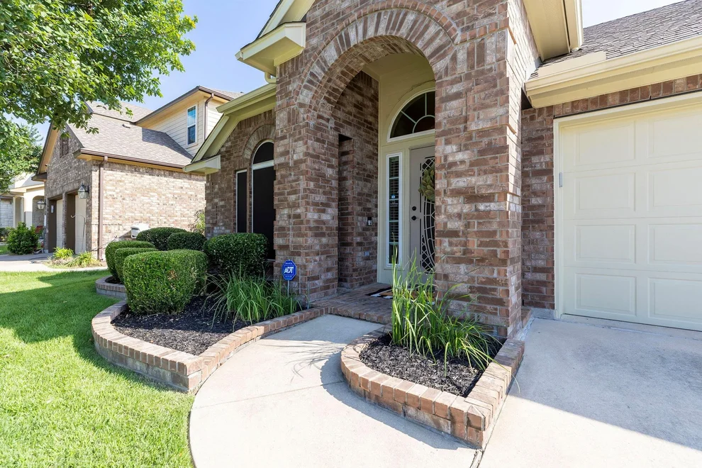 Unit for sale at 2935 Angelina DR, Round Rock, TX 78665