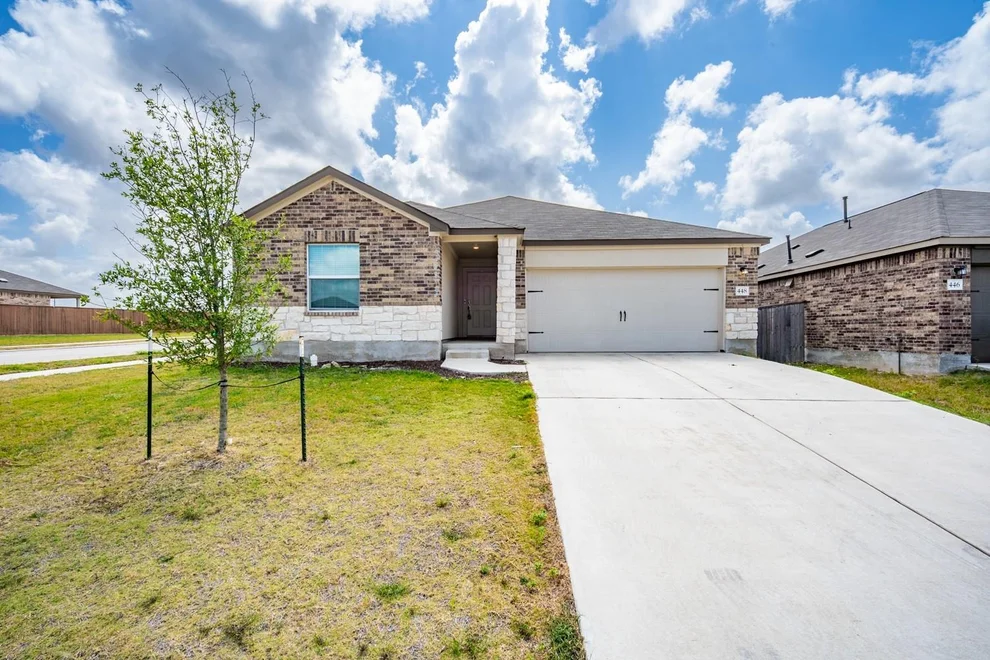 Unit for sale at 448 Sebring CIR, Hutto, TX 78634