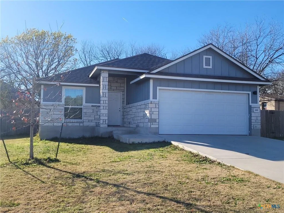 Unit for sale at 112 Preslar Ave, Florence, TX 76527