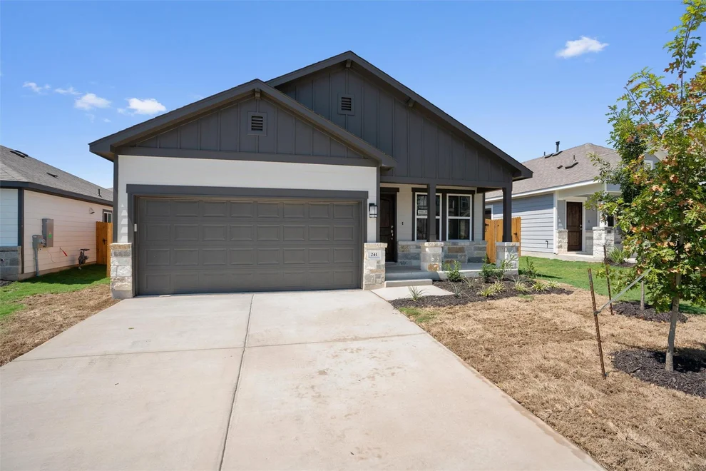 Unit for sale at 241 Ironshoe TRL, Liberty Hill, TX 78642