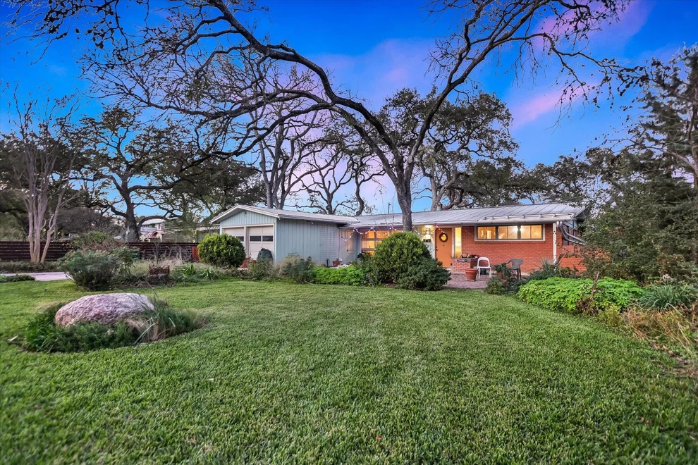 Unit for sale at 2504 Great Oaks PKWY, Austin, TX 78756