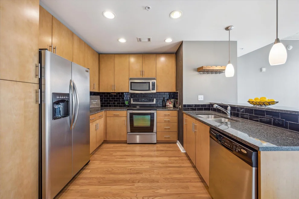 Unit for sale at 360 Nueces ST, Austin, TX 78701