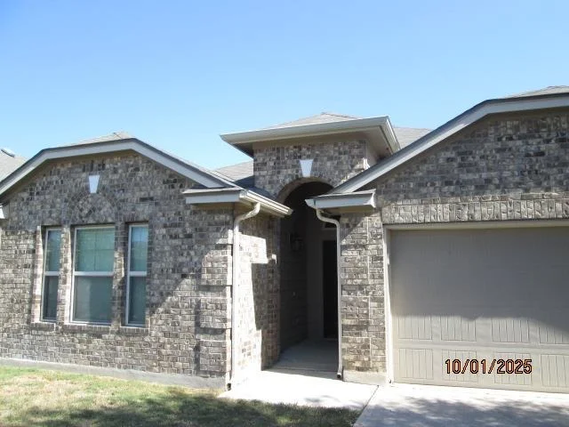 Unit for sale at 197 Joy HOLW, Buda, TX 78610