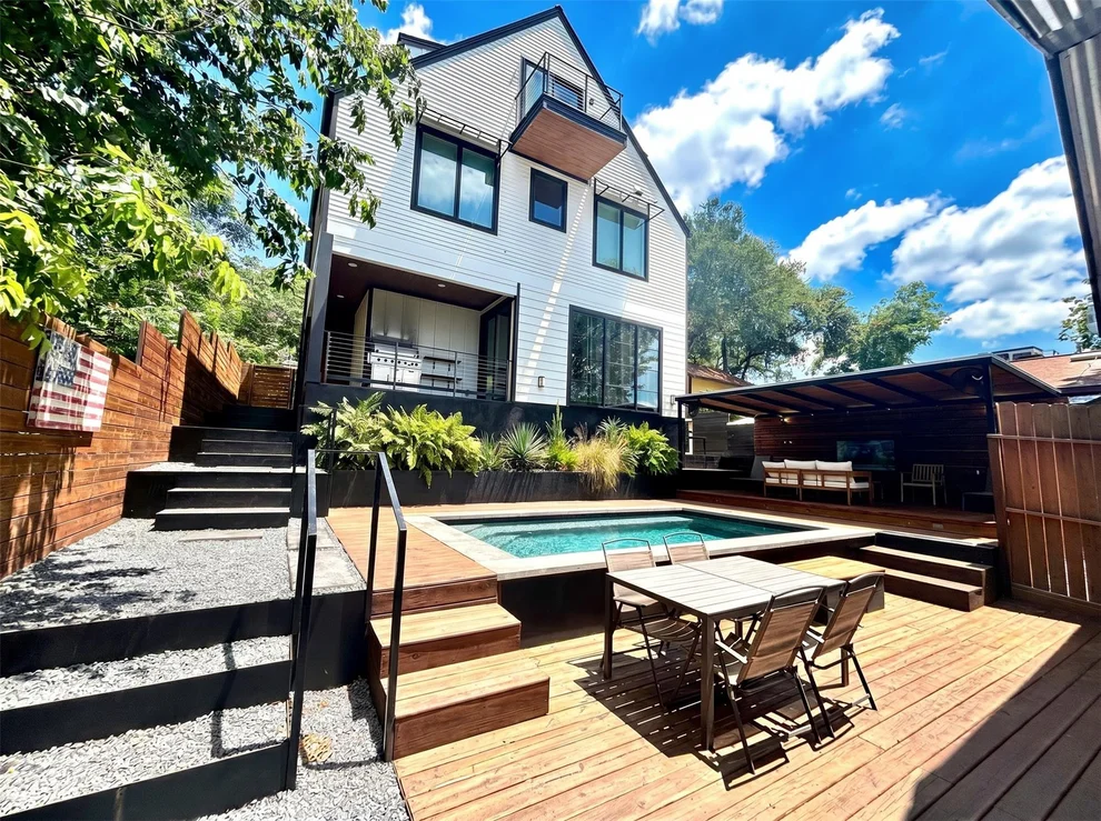 Unit for sale at 1914 E 8th ST, Austin, TX 78702