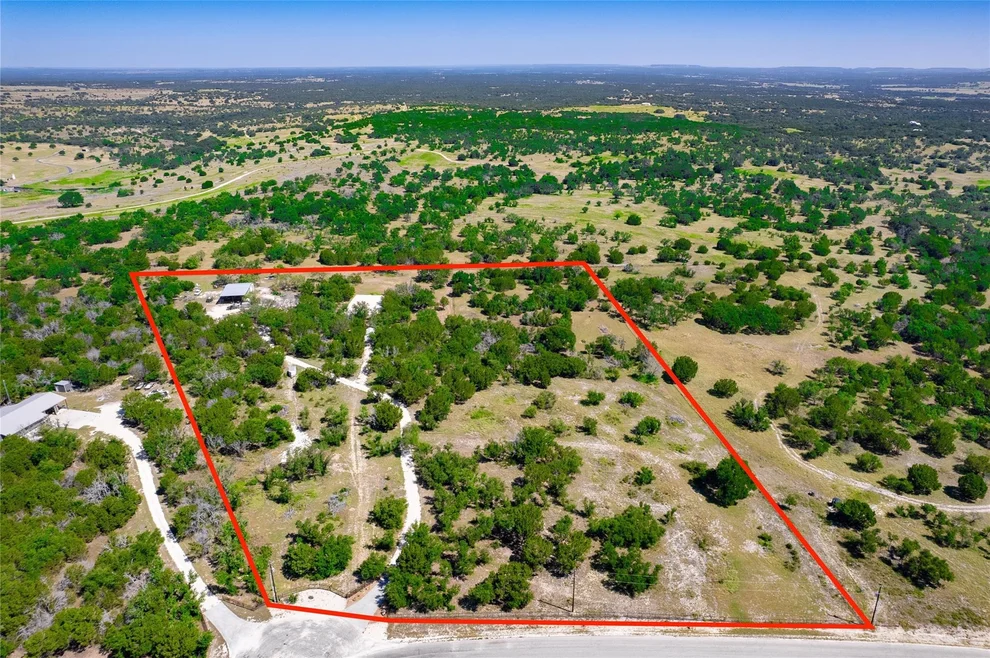 Unit for sale at 322 Maverick WAY, Briggs, TX 78608