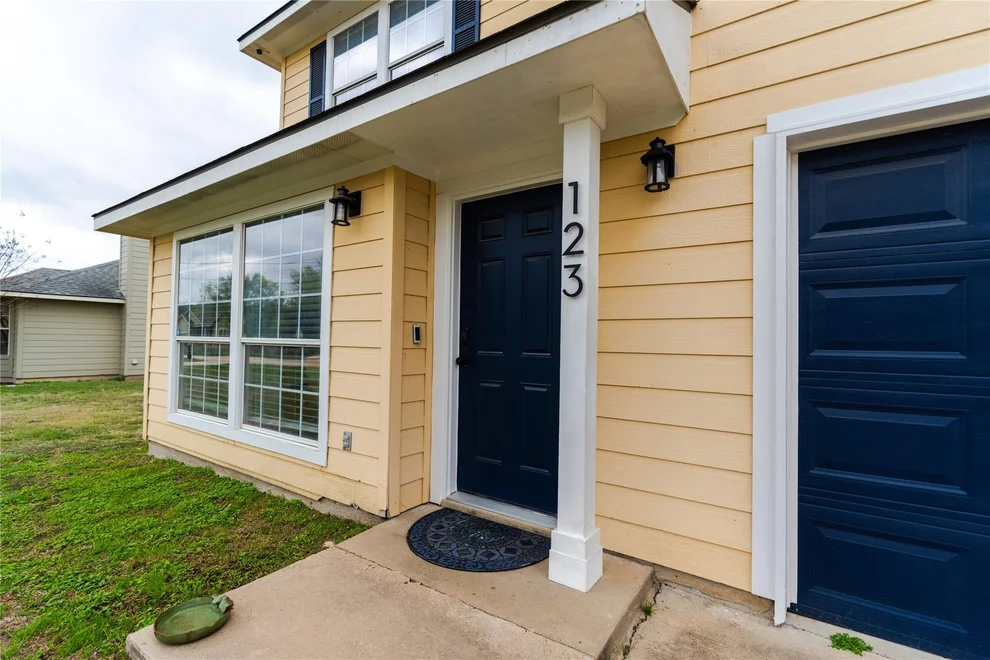 Unit for sale at 123 Kawainui LN, Bastrop, TX 78602