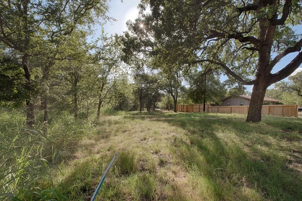Unit for sale at 622 Fir LN, Cottonwood Shores, TX 78657