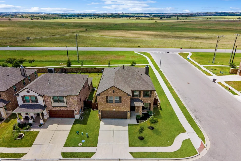 Unit for sale at 3944 Tufino LN, Round Rock, TX 78665