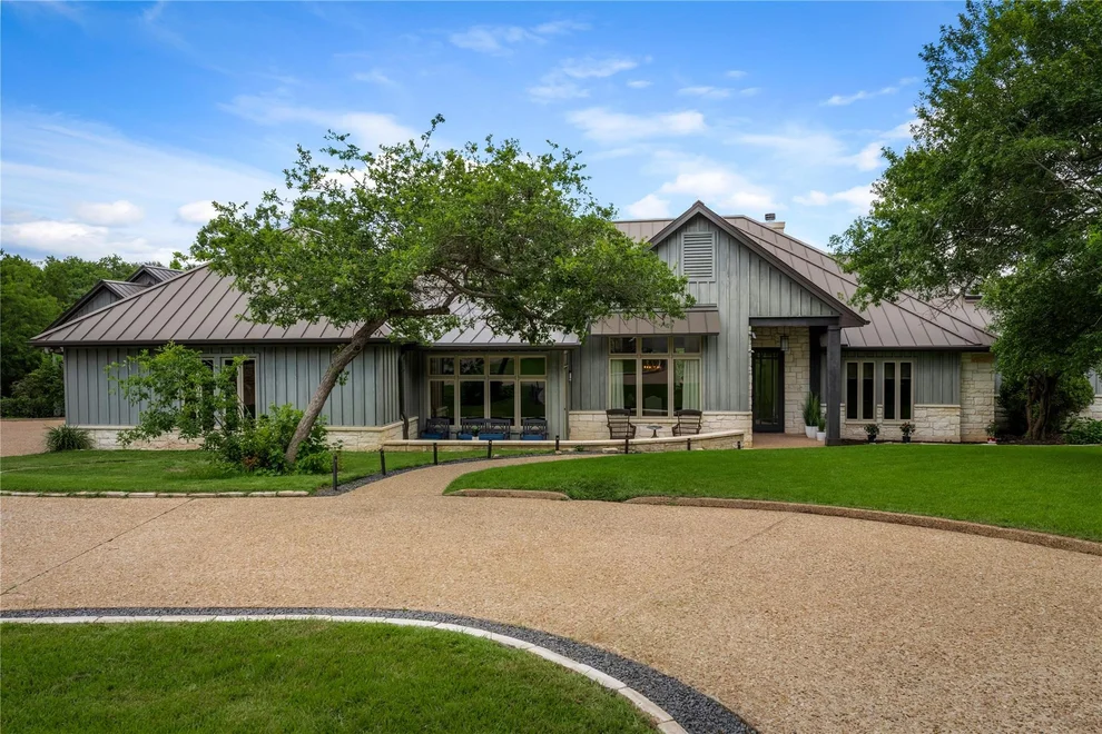 Unit for sale at 5 Clarendon LN, Austin, TX 78746