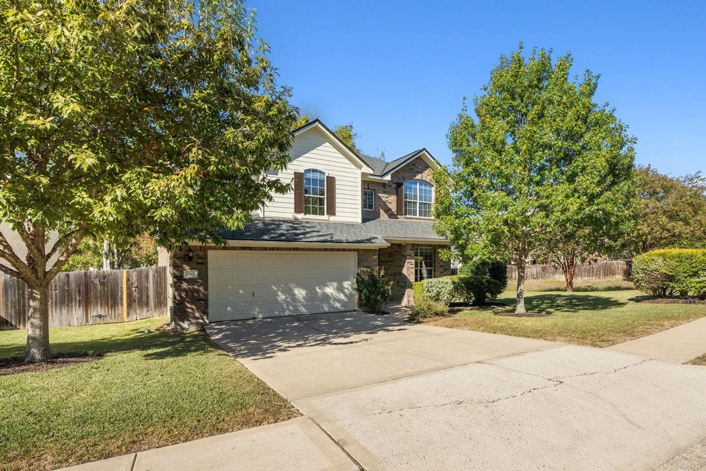 Unit for sale at 1501 Weatherford DR, Austin, TX 78753