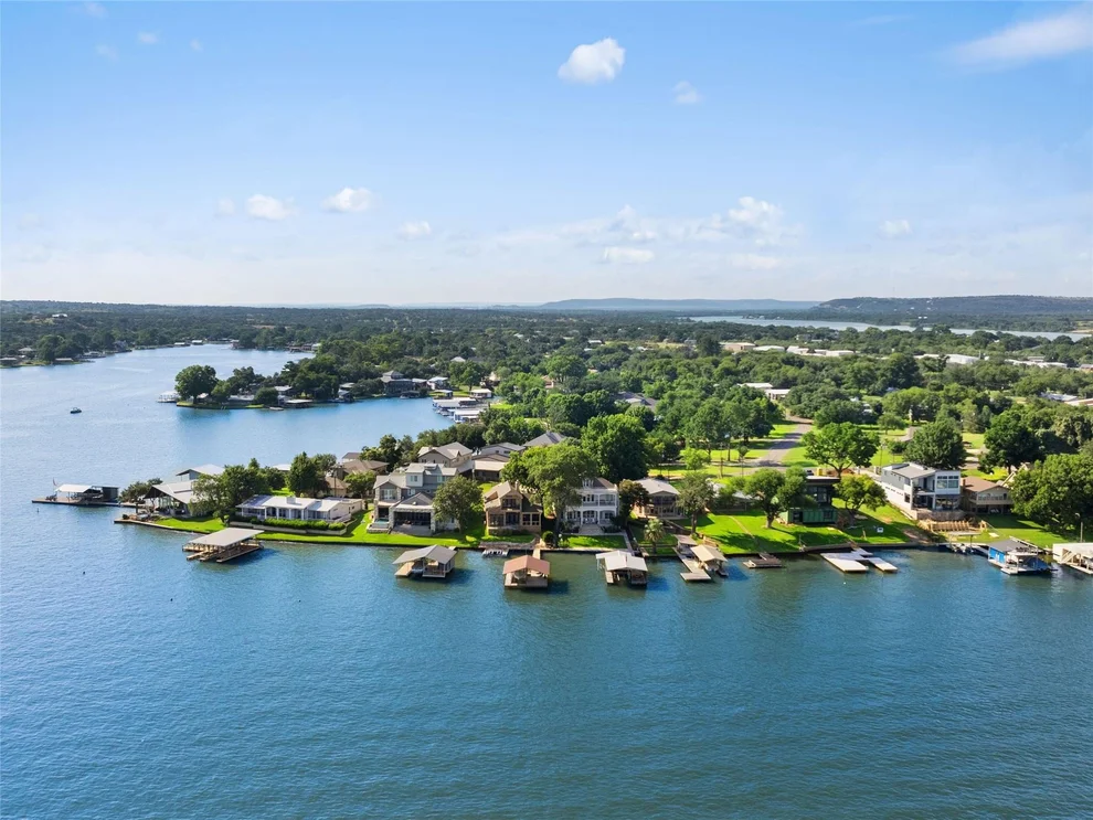 Unit for sale at 409 Lakeshore LN, Sunrise Beach, TX 78643