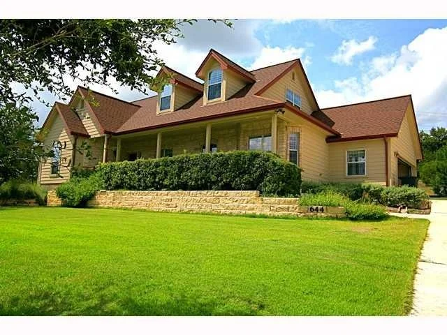 Unit for sale at 644 Newport DR, Spicewood, TX 78669