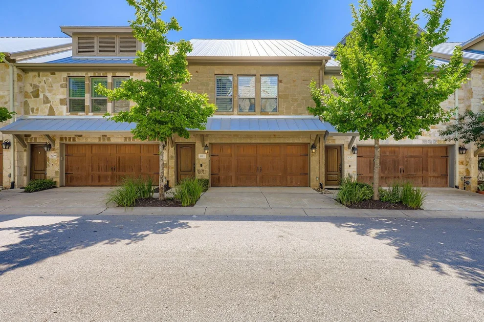 Unit for sale at 1213 Highknoll LN, Georgetown, TX 78628