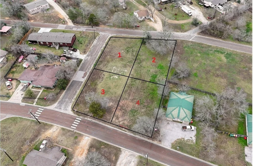 Unit for sale at 601 M L K BLVD, Elgin, TX 78621
