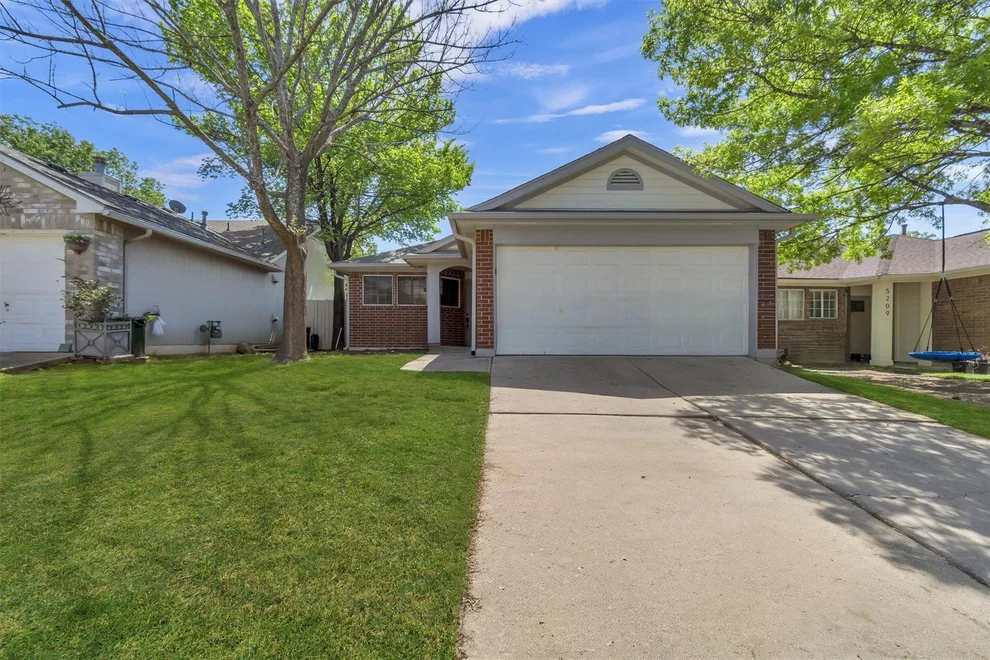 Unit for sale at 5211 Coppermead LN, Austin, TX 78754