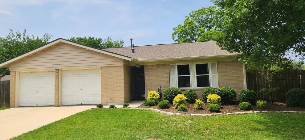 Unit for sale at 1306 Lawnmont DR, Round Rock, TX 78664