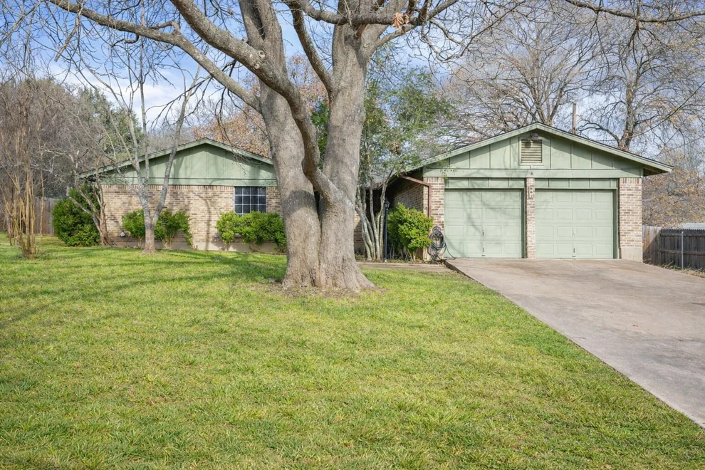 Unit for sale at 902 Clearwater CIR, Austin, TX 78753