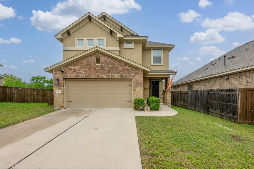 Unit for sale at 9324 Hunter LN, Austin, TX 78748