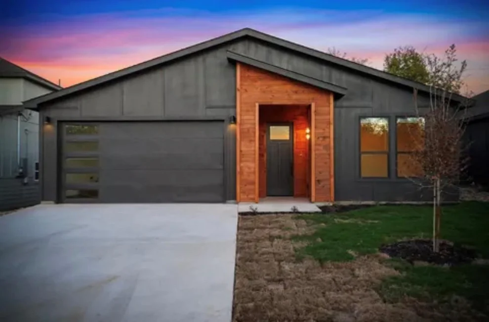 Unit for sale at 10809 Glenview CIR, Dripping Springs, TX 78620
