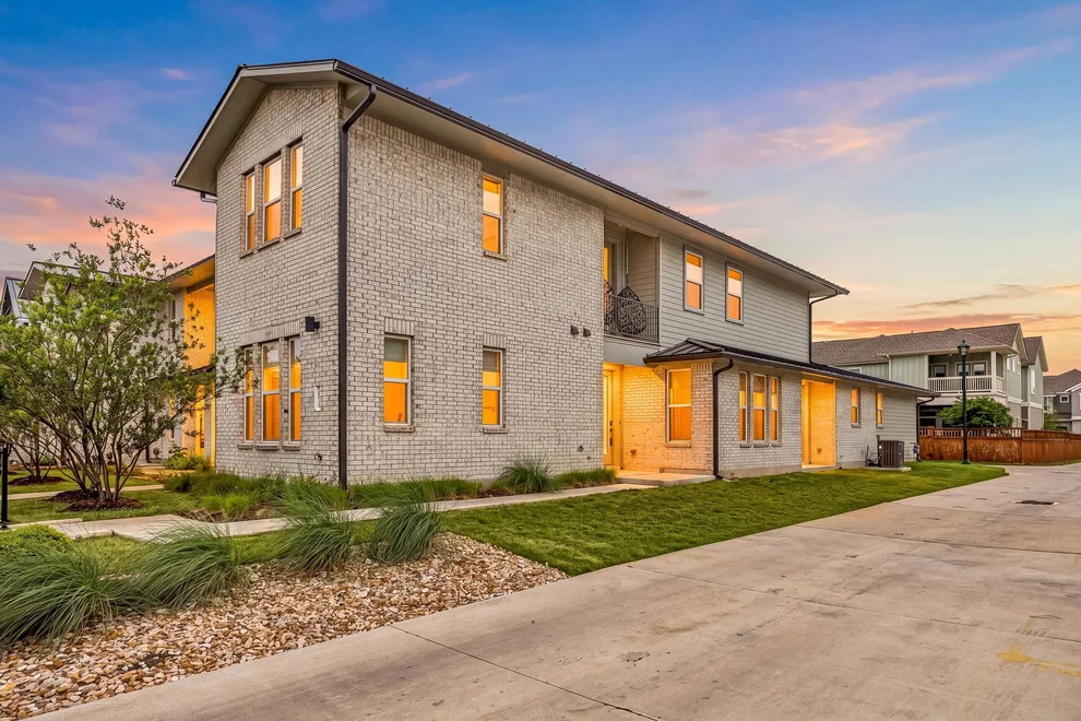 Unit for sale at 2409 Simond Ave, Austin, TX 78723