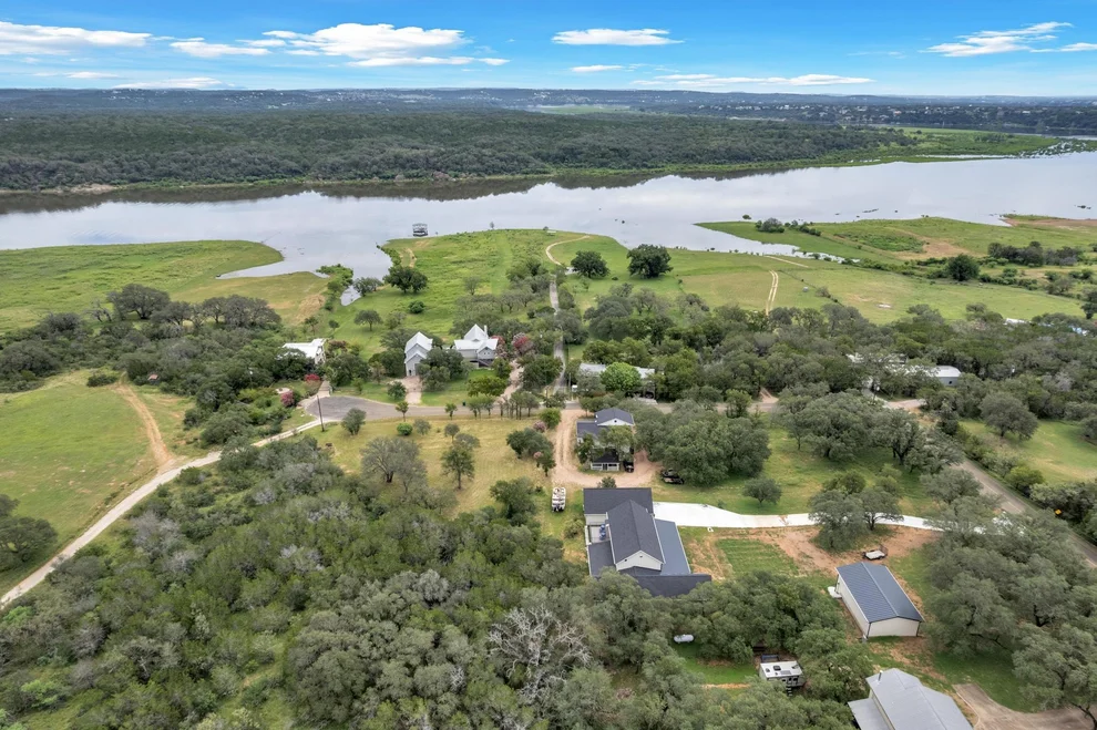Unit for sale at 504 CR 421A, Spicewood, TX 78669