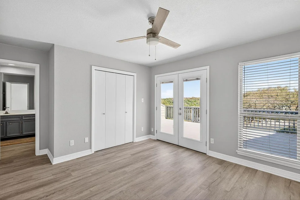 Unit for sale at 320 Twin Sails, Horseshoe Bay, TX 78657