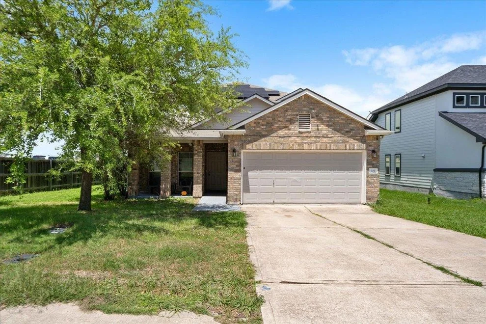 Unit for sale at 101 Blanco Woods BLVD, Elgin, TX 78621