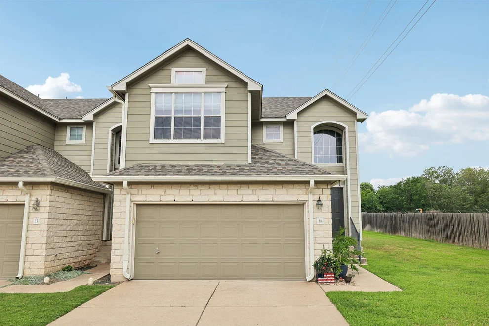 Unit for sale at 2632 Century Park BLVD, Austin, TX 78727
