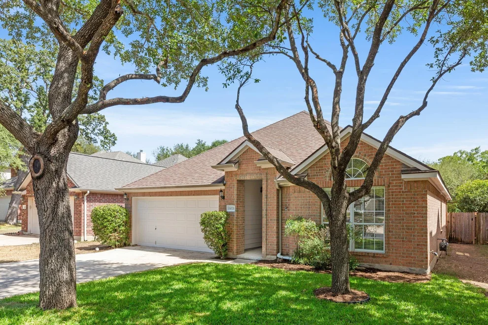 Unit for sale at 11021 Mint Julep DR, Austin, TX 78748