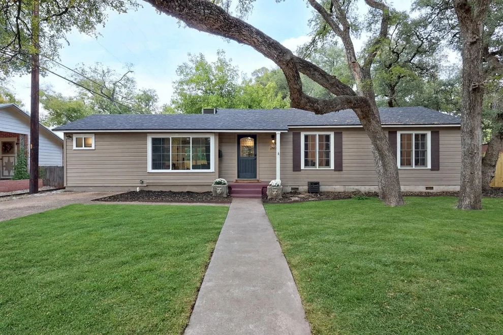 Unit for sale at 2604 W 49 1/2 ST, Austin, TX 78731
