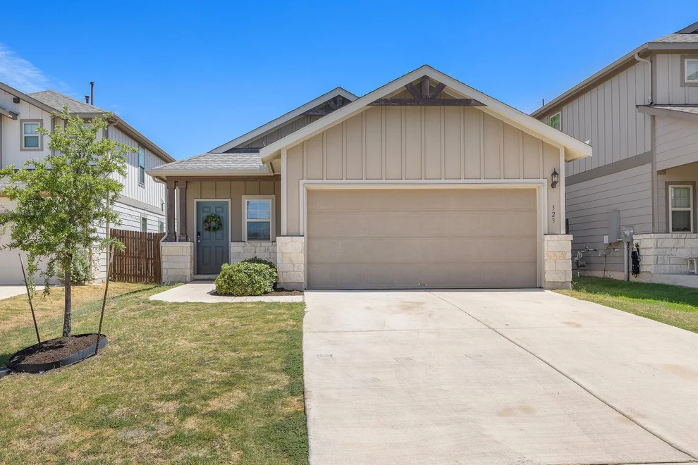 Unit for sale at 323 Zuma DR, Liberty Hill, TX 78642