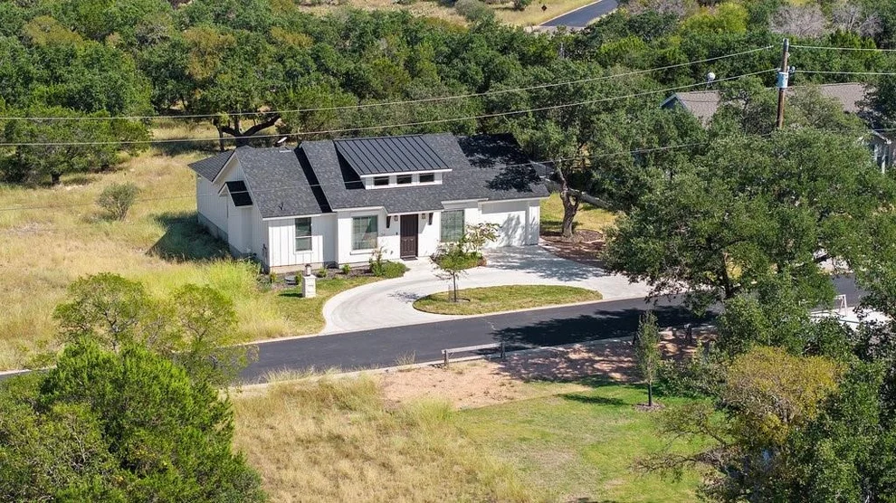 Unit for sale at 1307 White Tail RD, Horseshoe Bay, TX 78657
