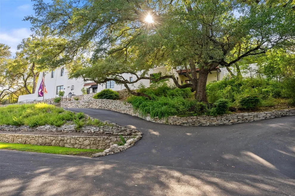 Unit for sale at 429 Sunfish ST, Lakeway, TX 78734