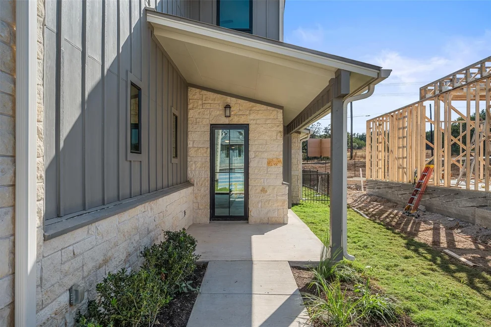 Unit for sale at 711 N Paleface Ranch RD, Spicewood, TX 78669
