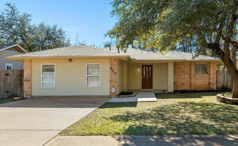 Unit for sale at 500 Honeysuckle DR, Cedar Park, TX 78613