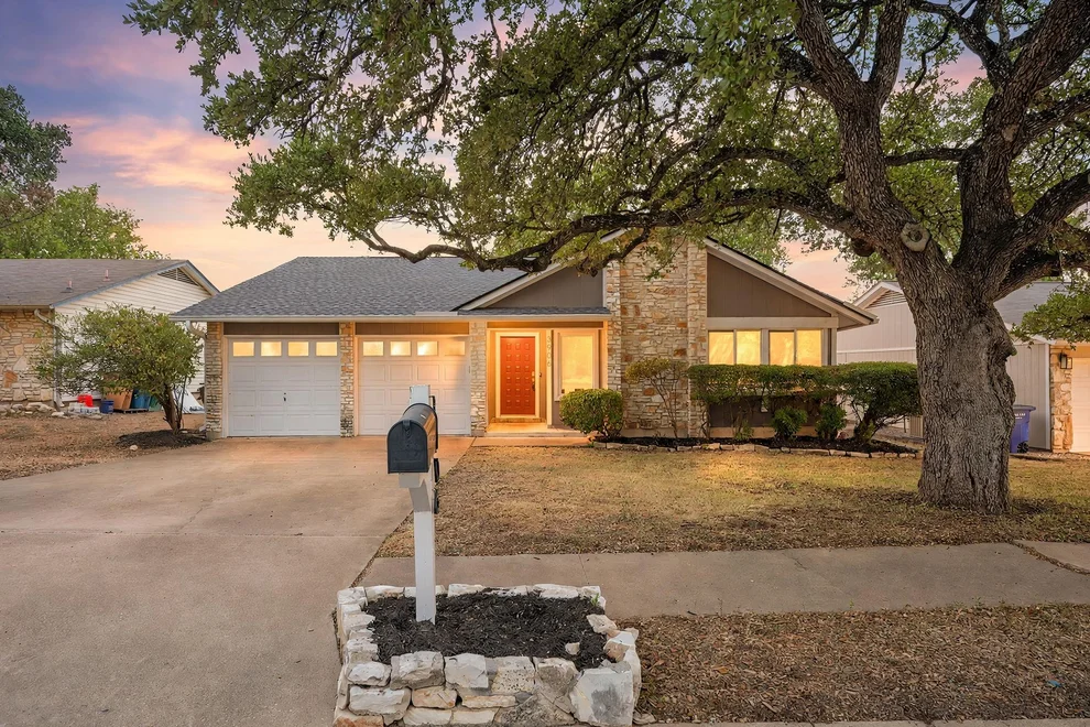 Unit for sale at 3906 Tattershall LN, Austin, TX 78727