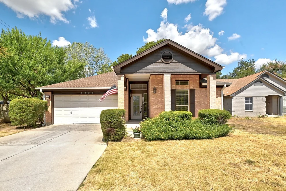 Unit for sale at 1701 E 19th ST, Georgetown, TX 78626