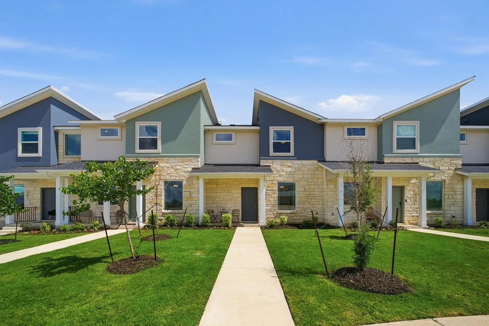 Unit for sale at 500 Municipal DR, Leander, TX 78641