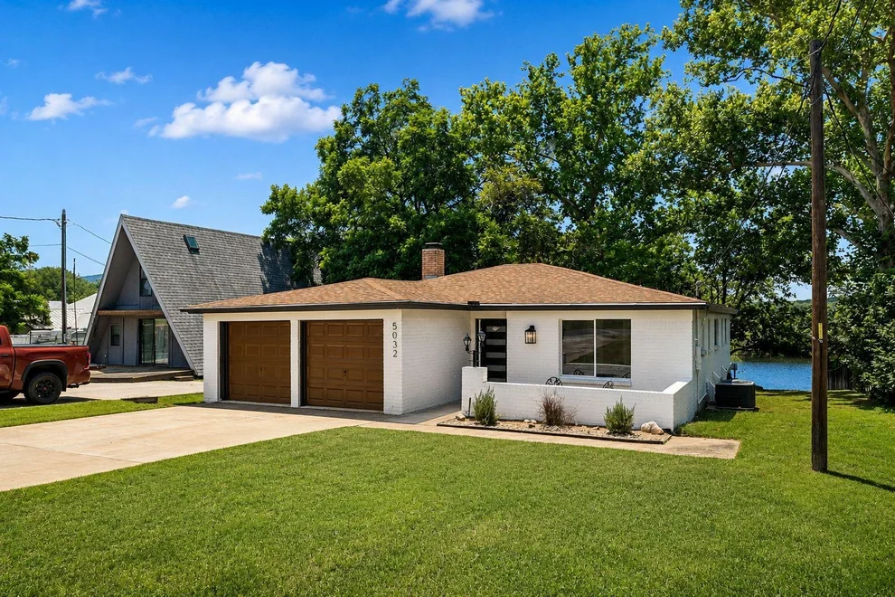 Unit for sale at 5032 River Oaks DR, Kingsland, TX 78639