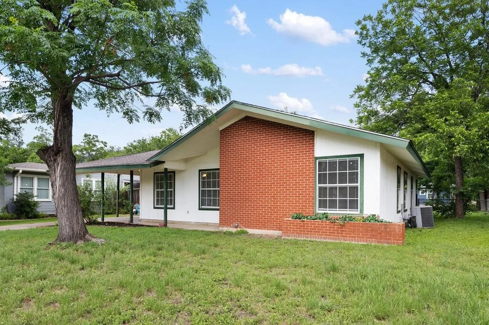 Unit for sale at 8309 Burrell DR, Austin, TX 78757