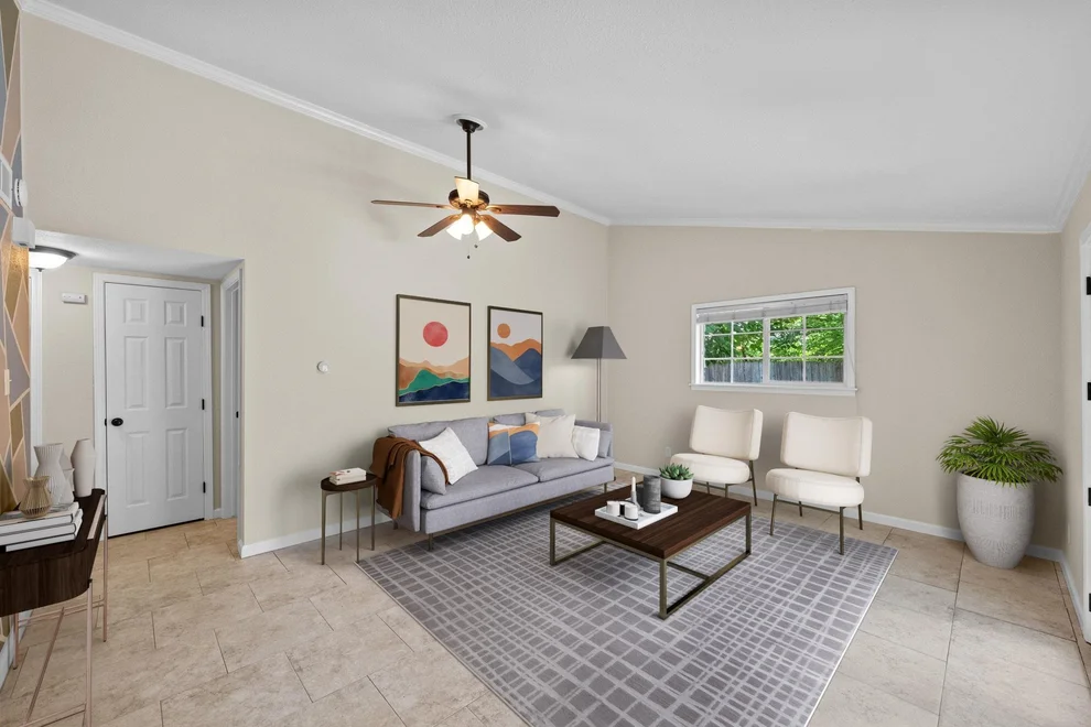 Unit for sale at 3102 Glen Ora ST, Austin, TX 78704