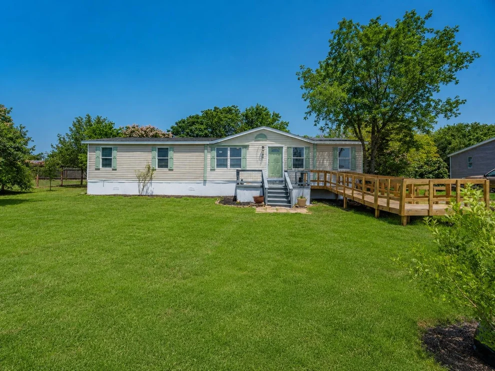 Unit for sale at 171 Railyard Drive, Kyle, TX 78640