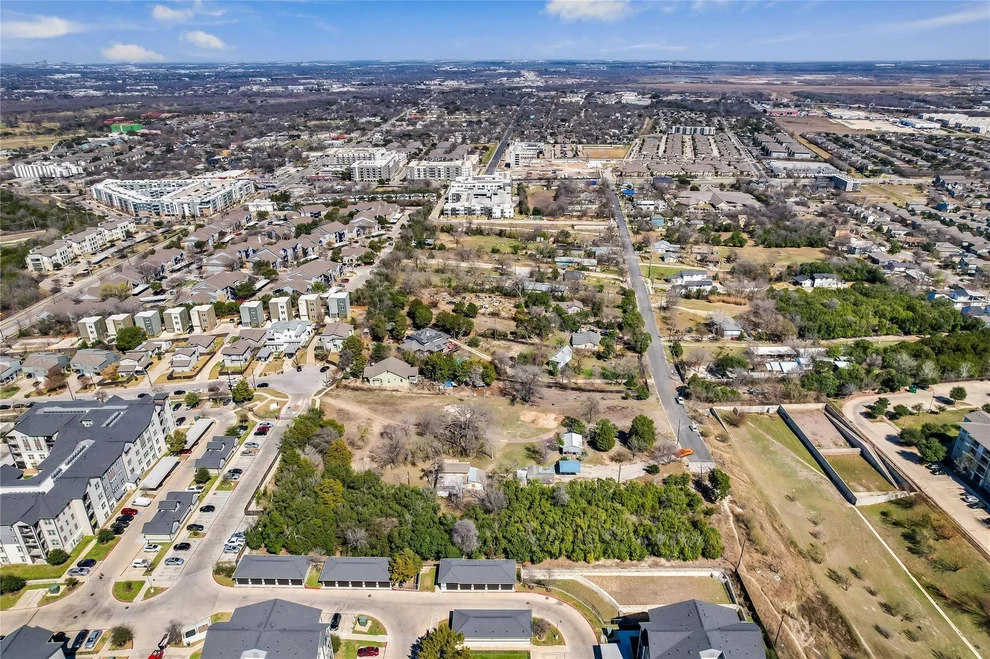 Unit for sale at 2404 Thrasher LN, Austin, TX 78741