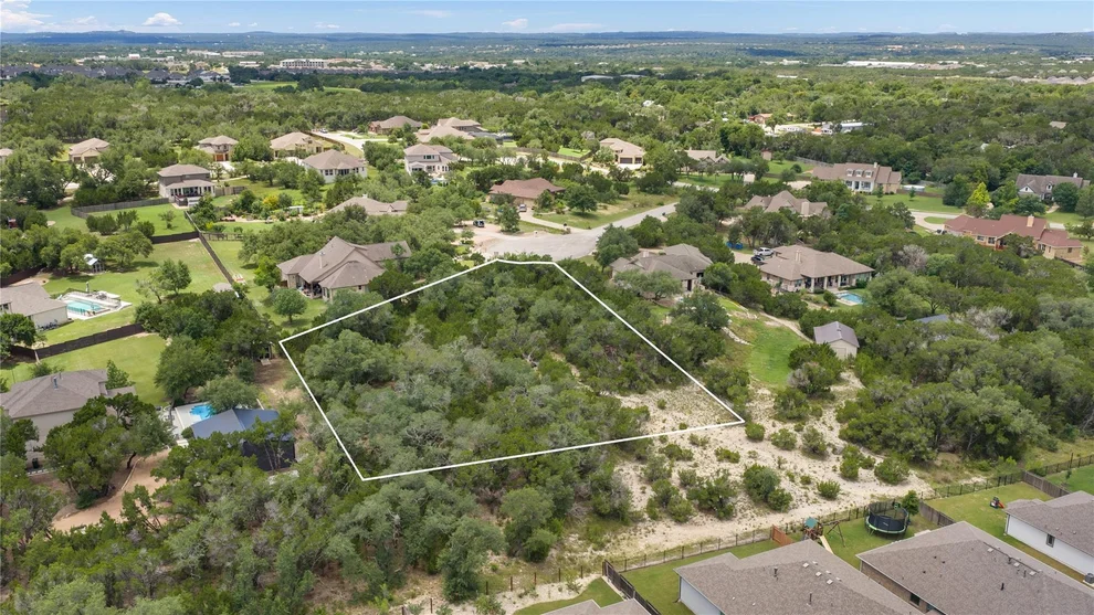 Unit for sale at 179 Shawnee TRL, Dripping Springs, TX 78620