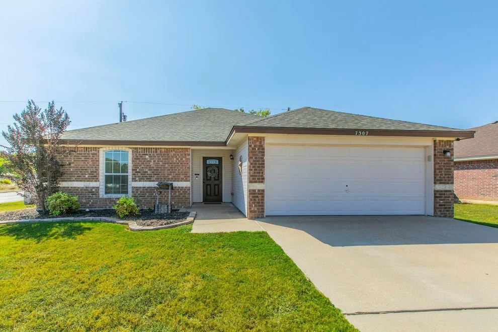Unit for sale at 7307 Upland Bend DR, Temple, TX 76502