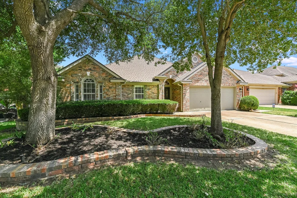 Unit for sale at 10905 Beachmont LN, Austin, TX 78739