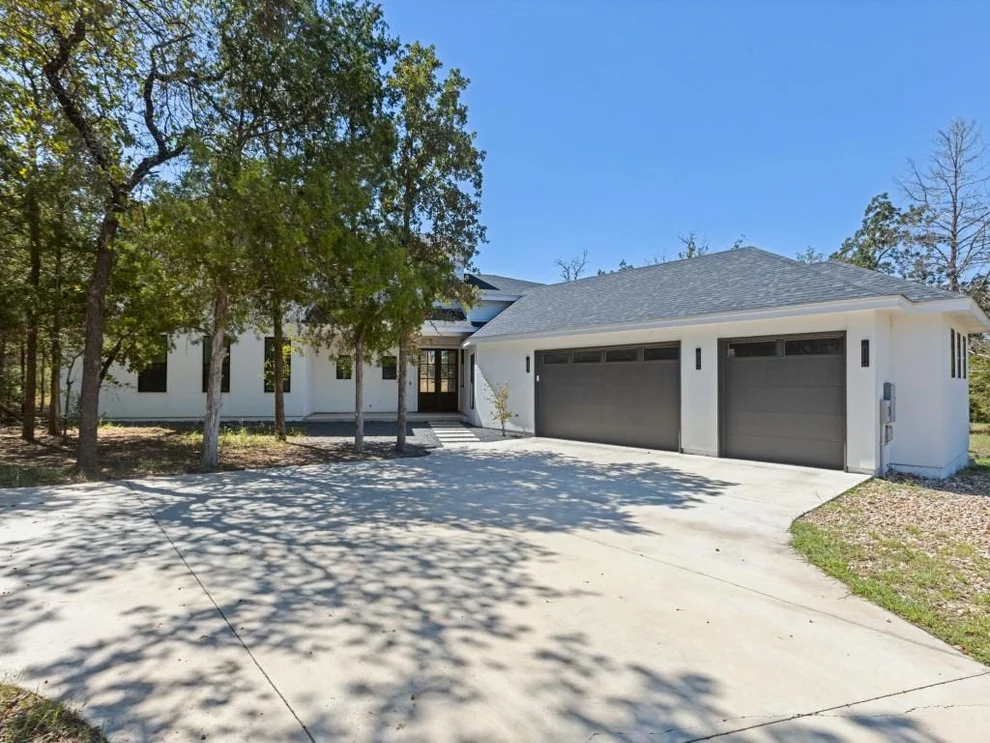 Unit for sale at 103 Mills Crossing, Bastrop, TX 78602