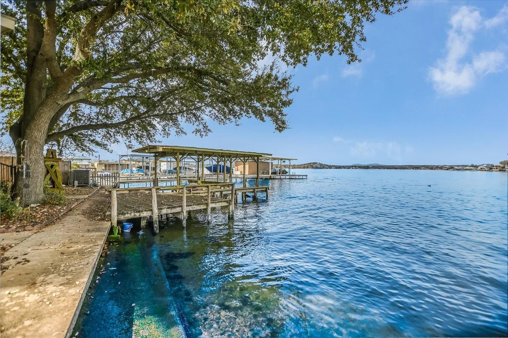 Unit for sale at 1018 Impala DR, Granite Shoals, TX 78654