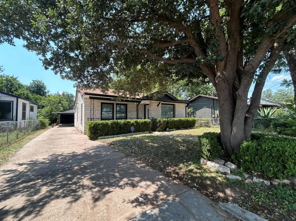 Unit for sale at 606 Springdale RD, Austin, TX 78702