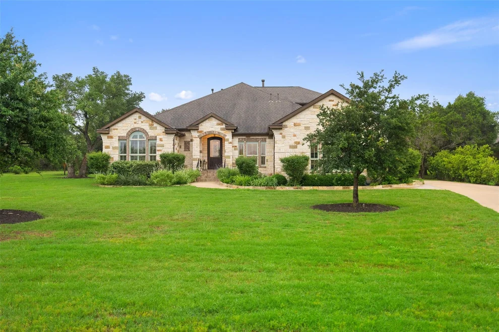 Unit for sale at 185 Shallow Water CV, Driftwood, TX 78619